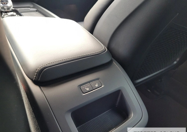 Volvo V60 cena 227777 przebieg: 15000, rok produkcji 2023 z Siedliszcze małe 497